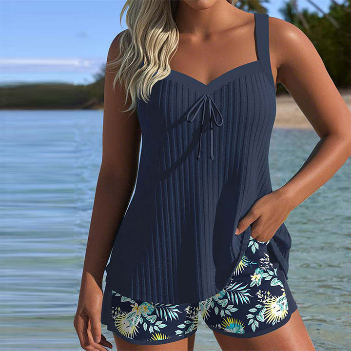 Carla - Maillot de bain Rayé avec Short de Plage