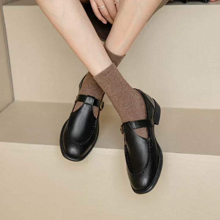 Catherine – Chaussures rétro