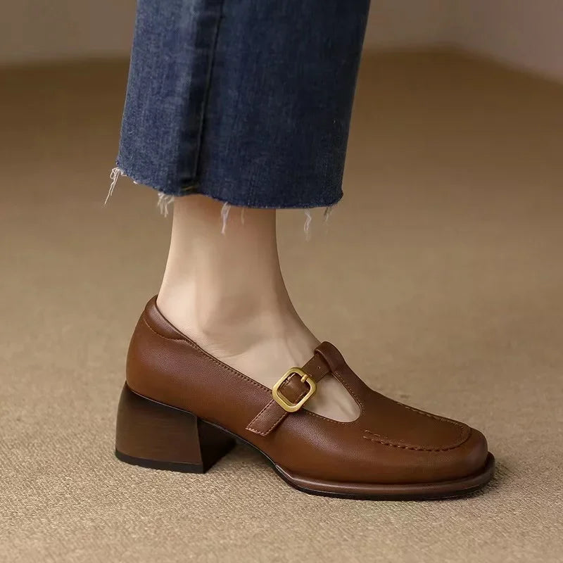 Émilie – Chaussures à bride en T de style vintage