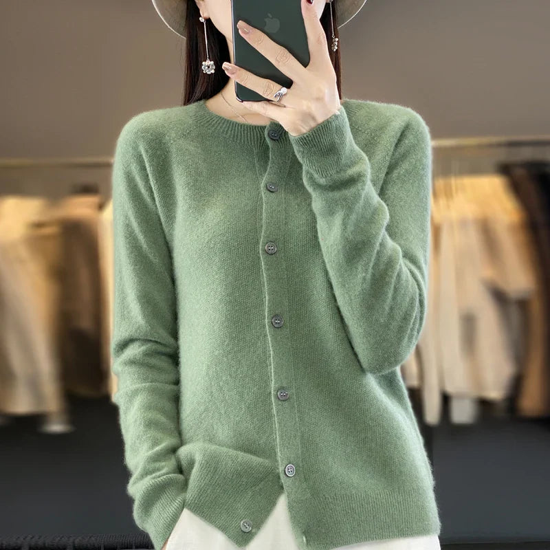 Irène | Cardigan Élégant en Maille Douce