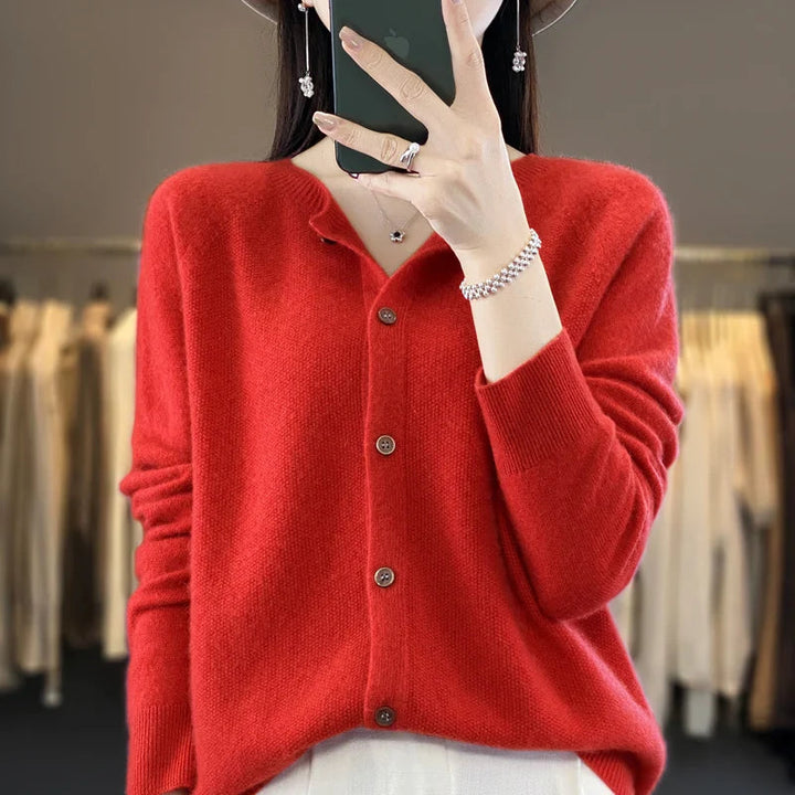 Irène | Cardigan Élégant en Maille Douce